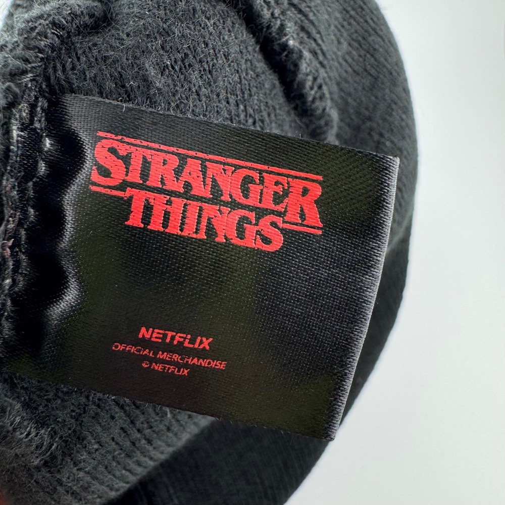 Stranger Things Loungefly Beanie Hat Netflix‎ Cap Black Red Pom Pom Unisex - Picture 3 of 4